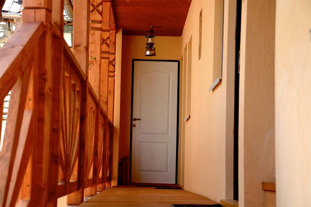 Tornacos Vendeghaz Hotel Vlahita Ngoại thất bức ảnh
